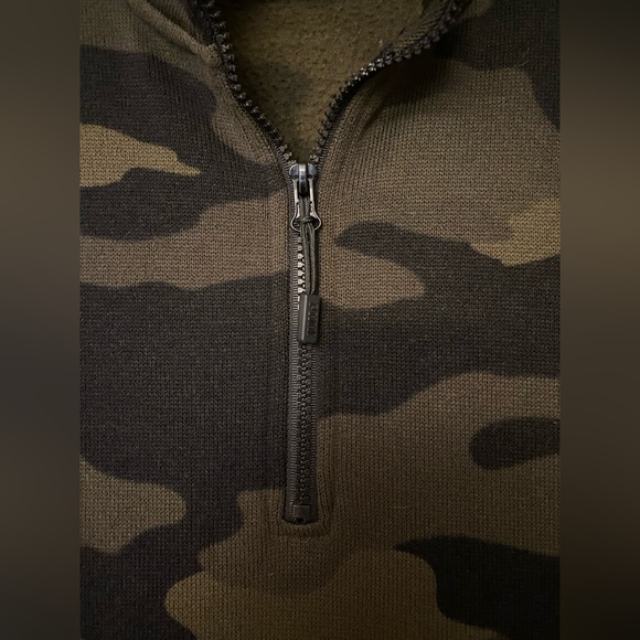 VICTORIA’S SECRET VS PINK 1/4 ZIP CREW SWEATER SWEATSHIRT CAMOUFLAGE CAMO HTF L - Picture 2 of 8